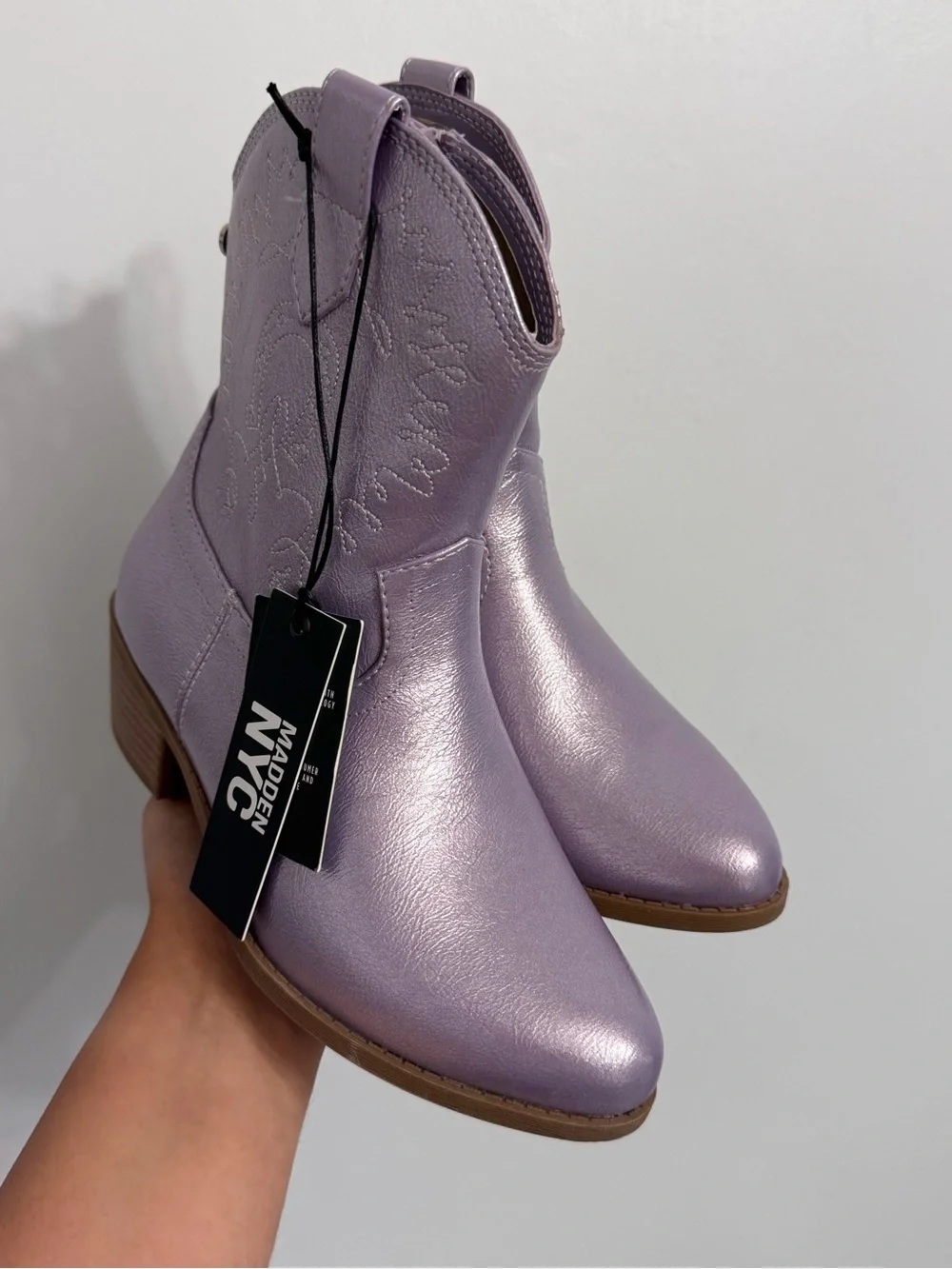 Boots NYC Madden big girls size 2 new
